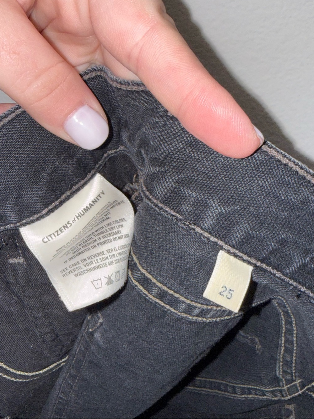Citizens of Humanity Black Distressed Cutoff Denim Shorts Size 25 Anthropologie - Picture 6 of 6